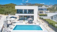 Villa Dream Vacation - Villas