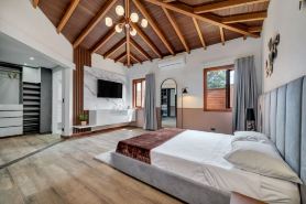 4Br Villa Heated Pool Private Nightclub-El Poblado