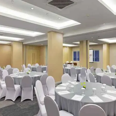 Favehotel Karawang