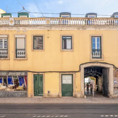 GuestReady - Museu B-MAD à sua porta Отели рядом с достопримечательностью «Художественный центр Lx Factory»