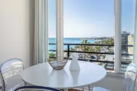 Air-conditioned Seafront Apartment - Nice - بيت ضيافة