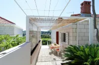 Dubrovnik Apartment with Private Terrace