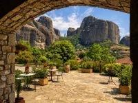 Hotel Doupiani House