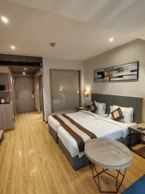 Orana Hotel & Convention ,Vaishali 1 Minute Walk from Vaishali Metro Station - 2-Star