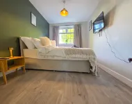 Perfect Booking 2 Bed Home in Merthyr Tydfil - Wi-Fi