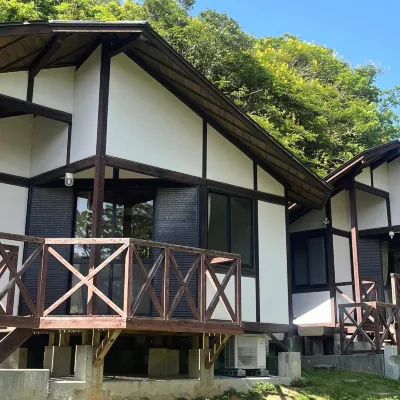 Otsuki Ecology Campsite Hotel berhampiran Pelabuhan Sukumo