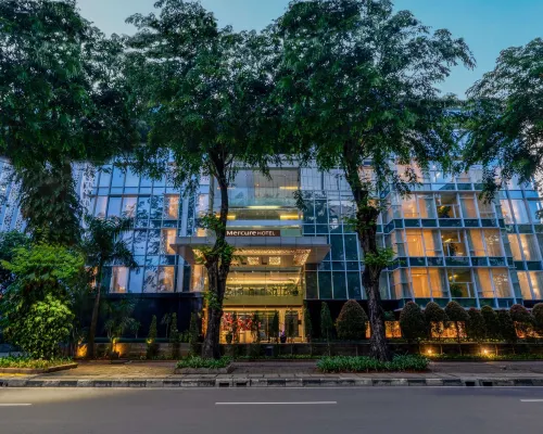 Mercure Jakarta Sabang Hotels near Bank Indonesia