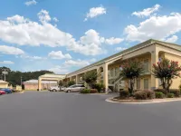 Quality Inn Hotele w: McComb