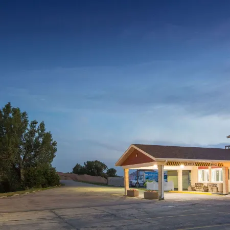 Days Inn by Wyndham Denison IA