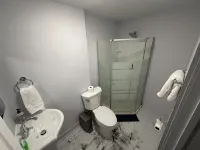 Xenios Suites - 2 Yıldız