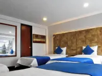 Hotel CGH Travel Inn Airport Hotels near Maloka Museum
