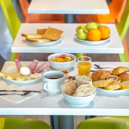 Ibis Budget Aubagne Paluds Agora