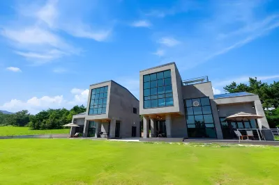 Goseung Poolhouse Poolvilla 151 Hotele w: 