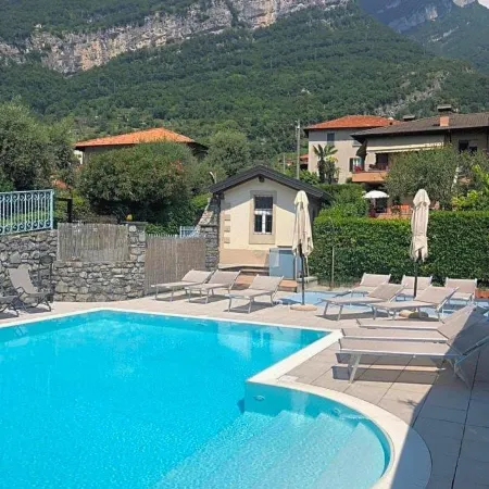 Hotel Lario