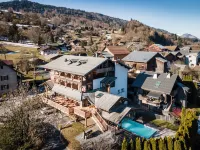 Café-Hôtel le Morillon, Domaine du Grand Massif-Samoëns Hotels in Morillon