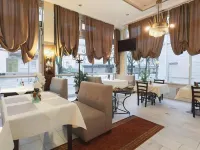 Hotel Quellenhof Hotels near Cafe Beeg