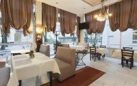 Hotel Quellenhof - 3-Star