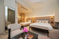 HOTEL MEERA PALACE - 2-Star