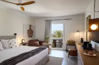 Golden Milos Beach House by Domotel - balcony