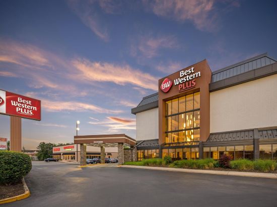 Best Western Plus Indianapolis North at Pyramids