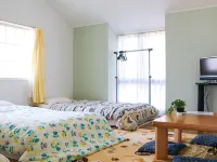Guest House Shirahama R-Cafe - Female Only - Wi-Fi