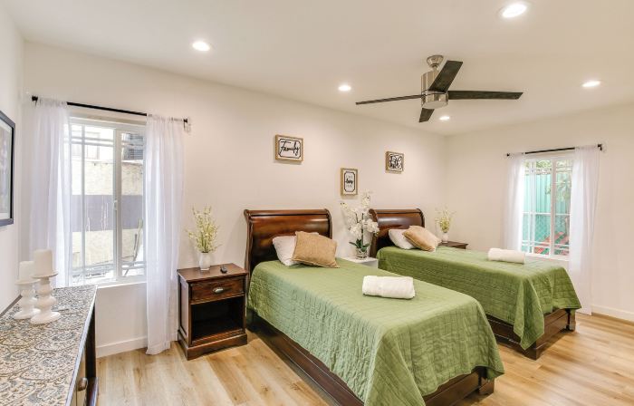 7 Mi to Dtwn! Modern Retreat in East Los Angeles