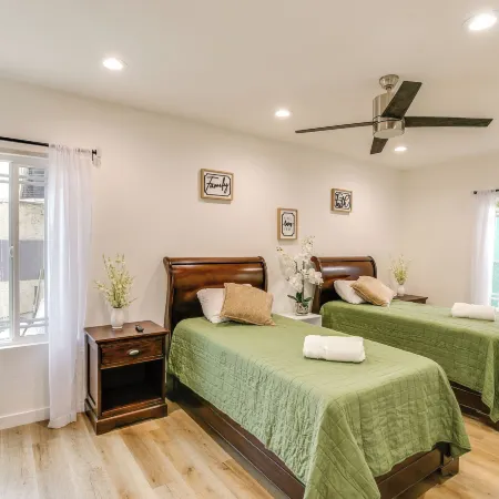 7 Mi to Dtwn! Modern Retreat in East Los Angeles