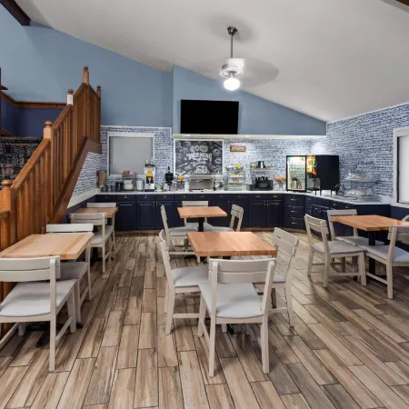 AmericInn by Wyndham Austin
