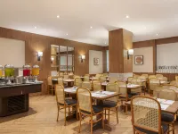 Windsor Plaza Copacabana Hotels near Leme Beach