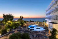 Lito Hotel - Beach