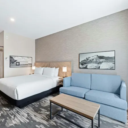 Sandman Signature Dallas Las Colinas Hotel & Suites