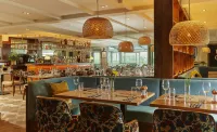 Westport Coast Hotel - bar