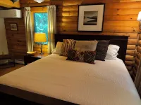 Beautiful Log Home in Suissevale on Lake Winnipesaukee with Beach Access - 4-Star