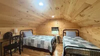 2Bdr  3Bd  1.5BA Cabin Located in the Heart of the New River Gorge National Park - 3-Star