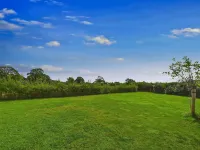 Oakwood House - 4-Star
