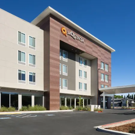 La Quinta Inn & Suites by Wyndham Tracy