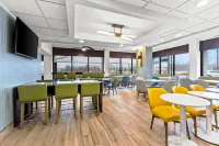 Comfort Inn & Suites Evansville Airport - 2-Star