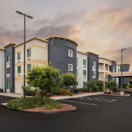 Fairfield Inn & Suites Oakland Hayward
