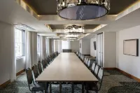 Hotel Forty Five, Macon, a Tribute Portfolio Hotel - WiFi