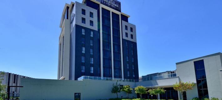 Courtyard Hotel Waterfall City Hoteles en Midrand