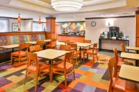 Fairfield Inn & Suites Asheboro - Frühstück