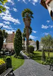 Calacoto King Suite | Garden + Concierge - 2-Star