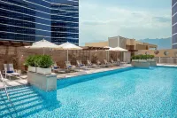 DoubleTree by Hilton Fujairah City - Barer