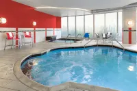 Hampton Inn & Suites Madison/Downtown - جاكوزي