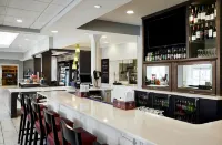 Hilton Garden Inn Champaign/ Urbana - Barer