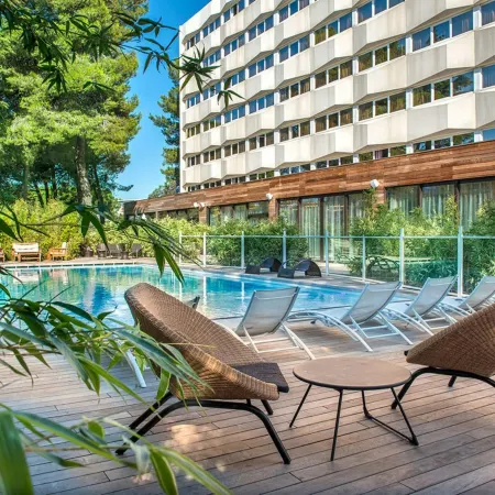 HÔTEL C Suites Chambres Spacieuses