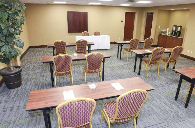 Hampton Inn & Suites Madisonville photo 4