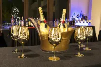 Asia Gardens Hotel & Thai Spa, a Royal Hideaway Hotel - bar