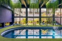 Château Jeanne & The Forest - piscina