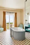 Regina Experimental Biarritz - رومانسي